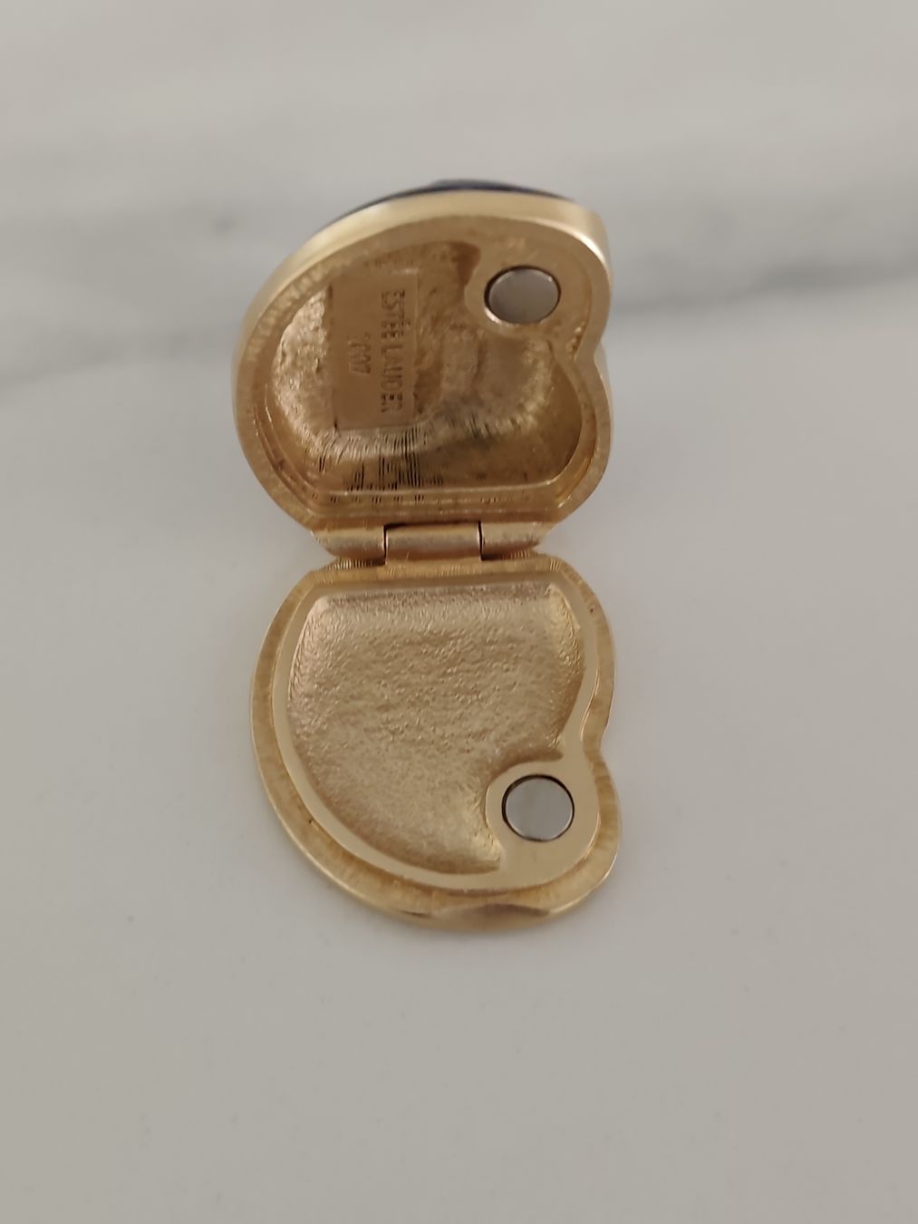 Estée Lauder Parfum & Eau de Toilette: Parfume Estée Lauder Solid parfume leer – Gebraucht aus Männedorf von Ursik_OnlineShop 3