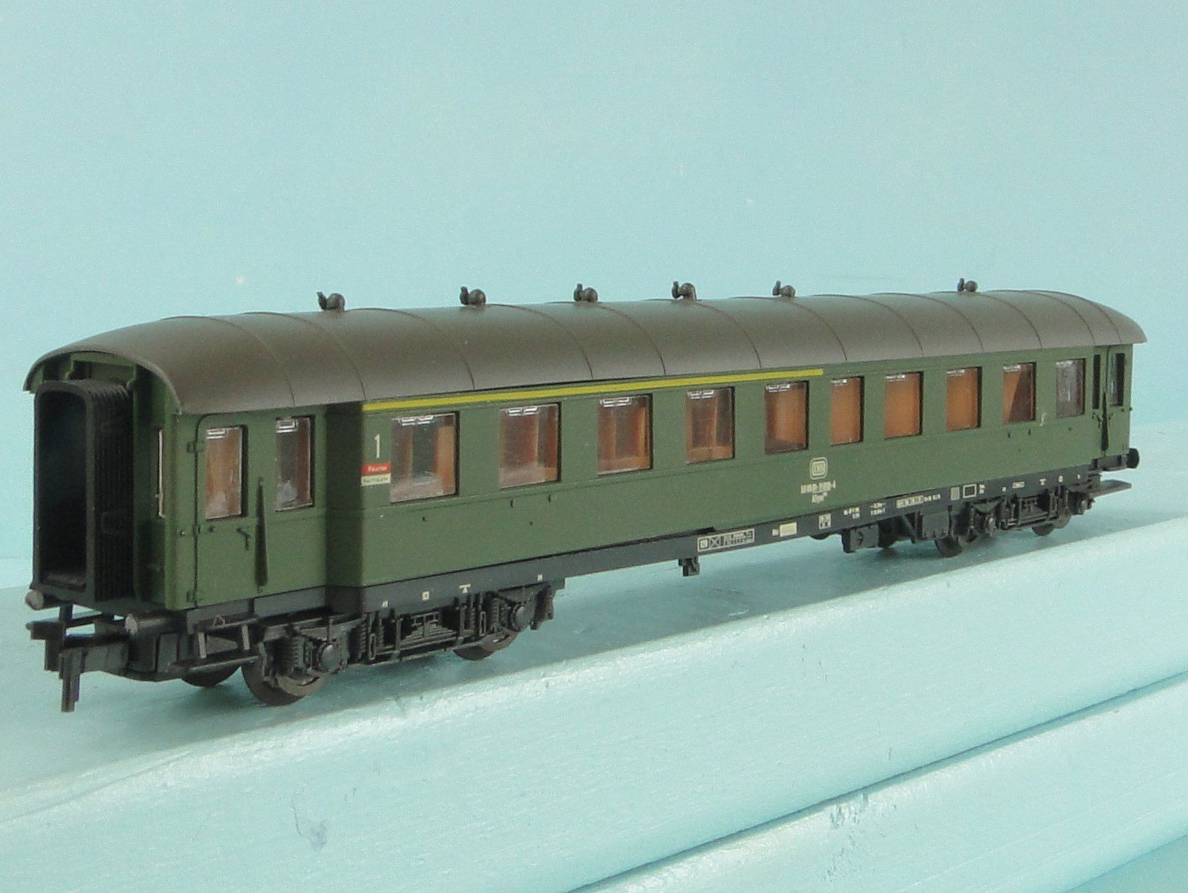 Roco Modellini di ferrovie: Roco 2275A Spur N DB Eilzugwagen  1/2 Kl. – Usato da Bülach venduto da cann11 2