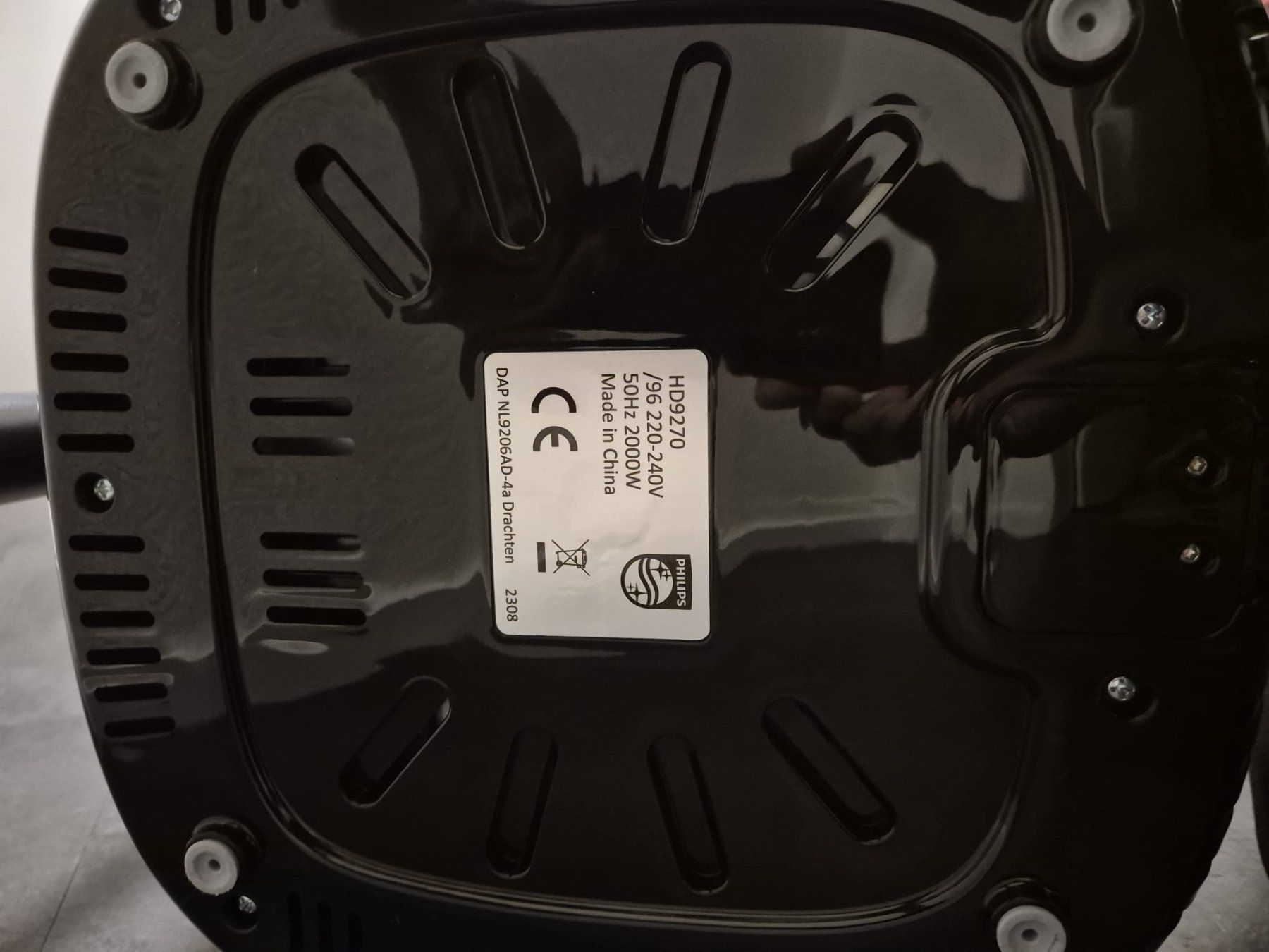 Philips Elettrodomestici da cucina: Philips Airfryer Heissluftfritteuse schwarz gebraucht – Usato da Riedt b. Erlen venduto da AndreasRohner92 5