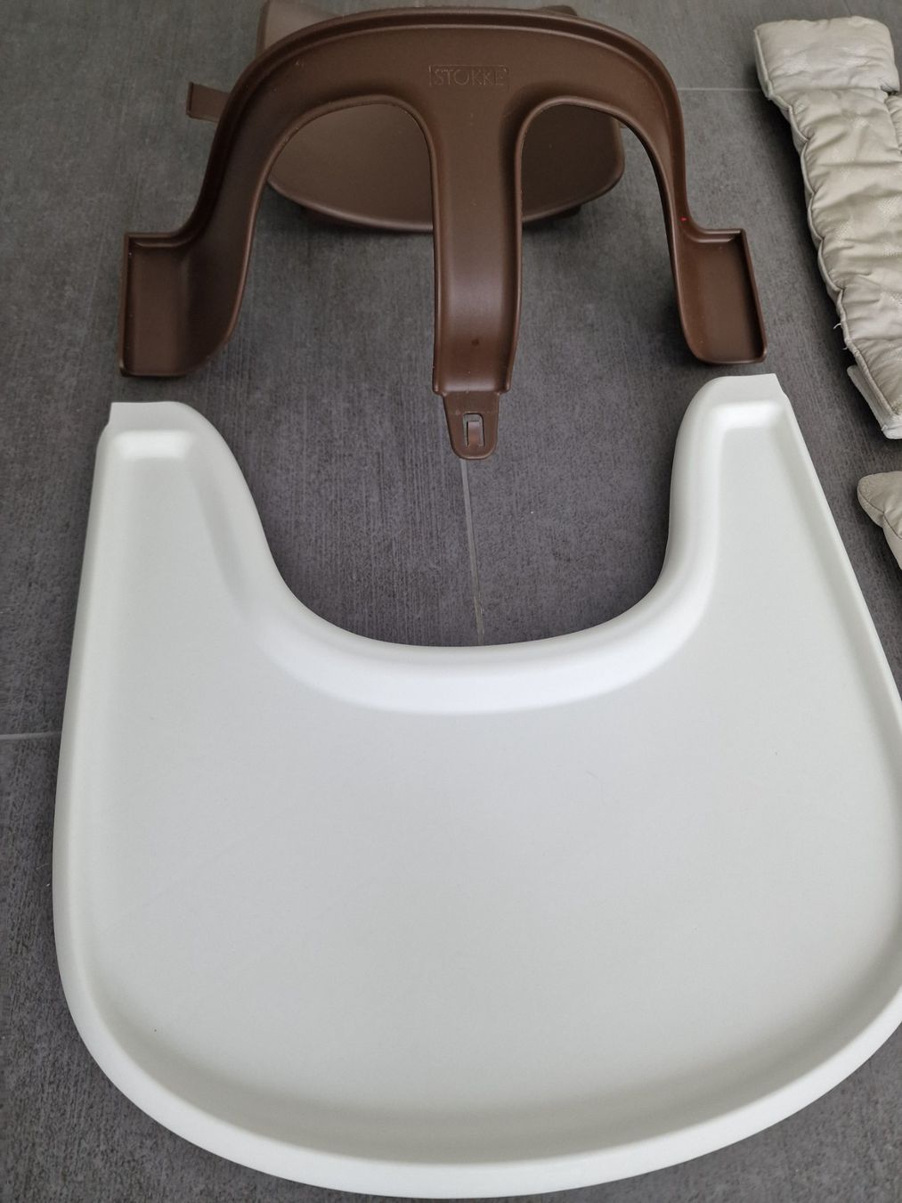 Stokke Seggioloni: Tripp Trapp Babyset, Tray, Bezug – Usato da Root venduto da Tanja.st 1