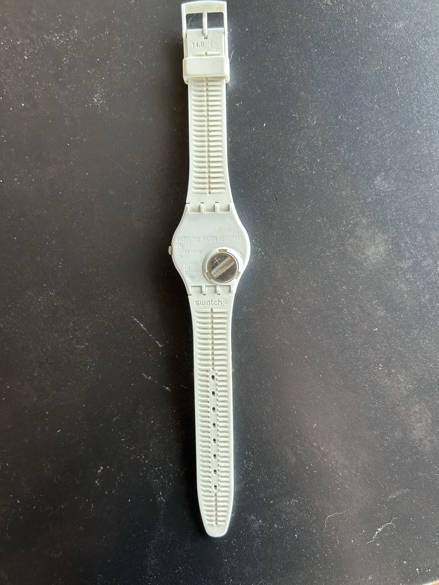 Swatch Orologi:  Swatch Watch - Classic White Design, Swiss Made – Nuovo (secondo la descrizione) da Lutry venduto da pau_p8pm 2