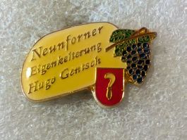 Ansteckpin 173: Neunforner