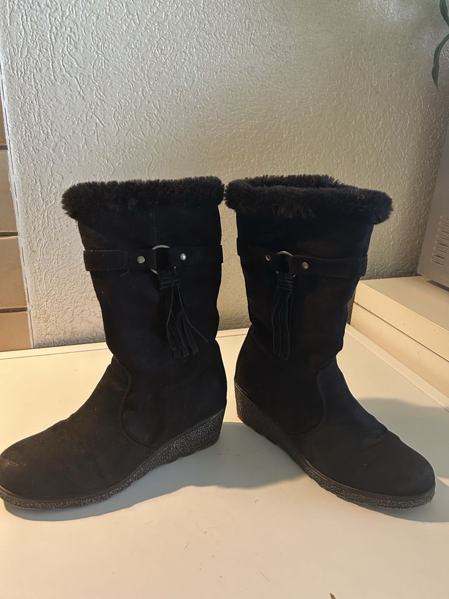 Graceland Scarpe per ragazze: Bottes Graceland doublées / taille 34 – Usato da Meyrin venduto da Bronx86