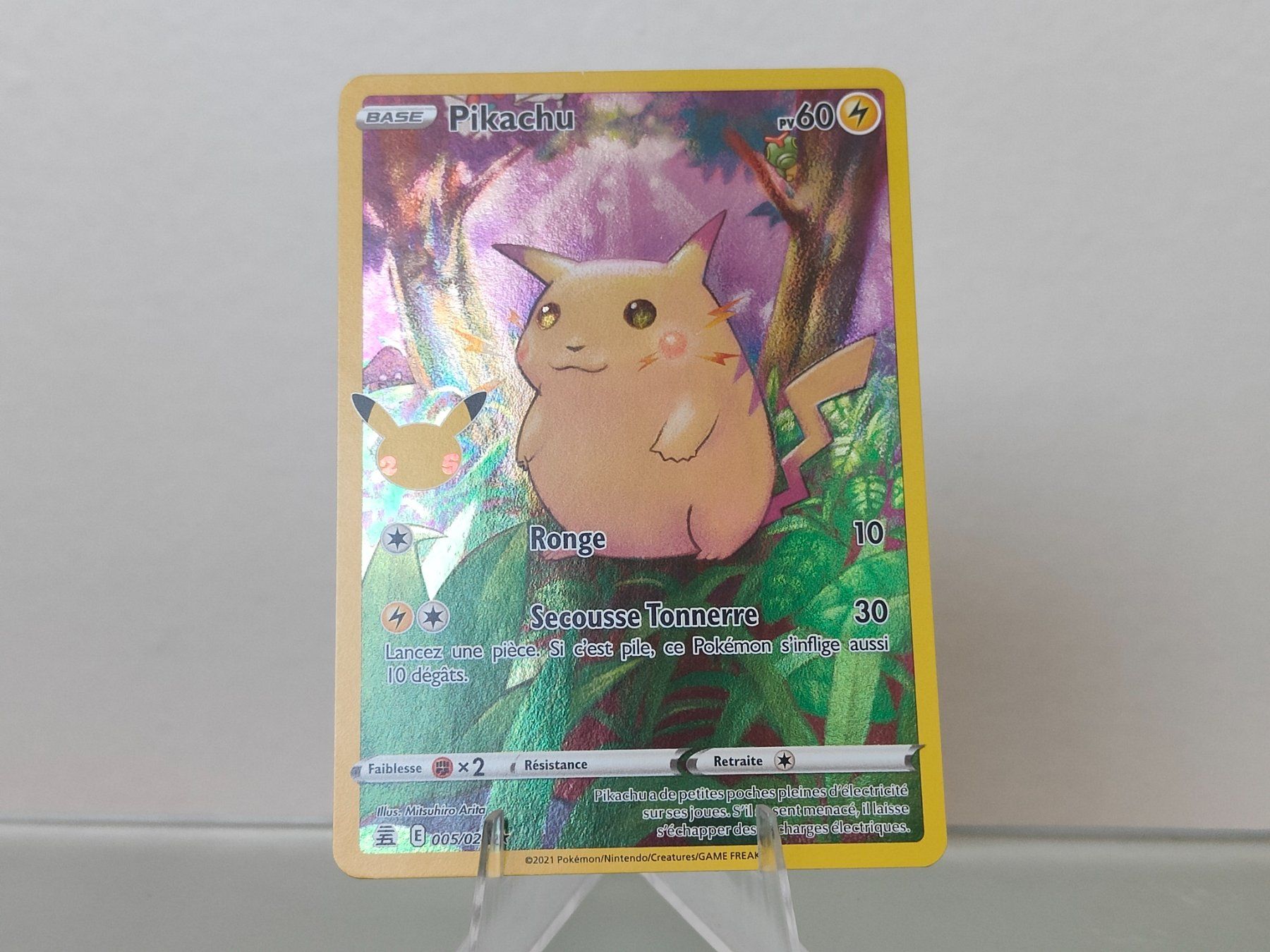 Pokémon Carte collezionabili: (FR) Pikachu #5,  Pokemon 25TH Célébrations – Usato da Châtelaine venduto da Chompis