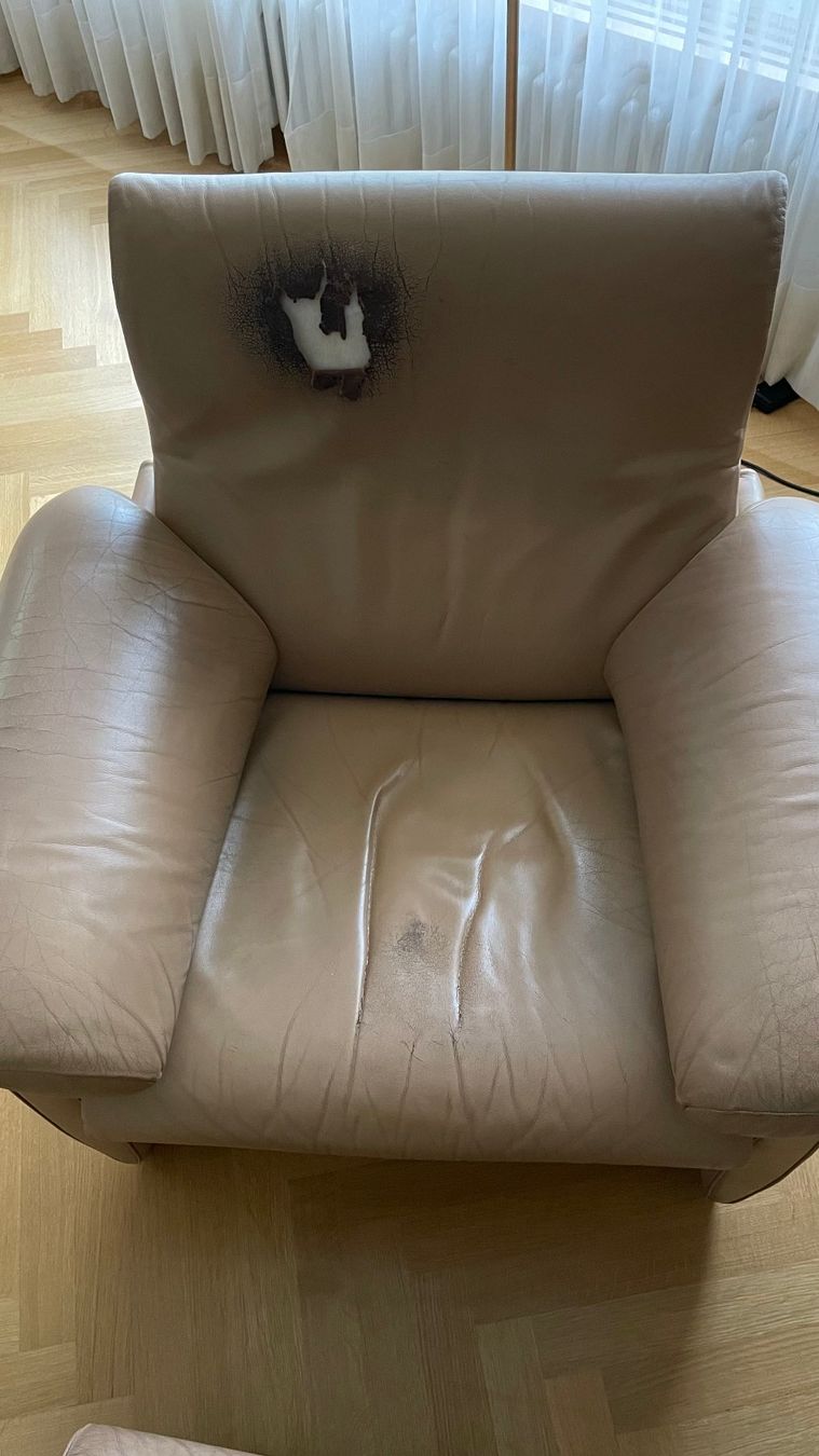 De Sede Divani: De Sede Sofa Gruppe 3er + 2er + Sessel mit Hocker – Usato da Zürich venduto da 4claudi 7