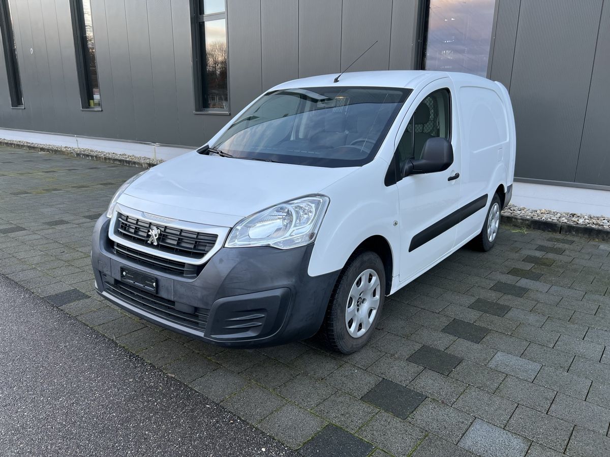 Peugeot Veicoli commerciali: Peugeot Partner Electric – Usato da Studen BE venduto da sabit08 1