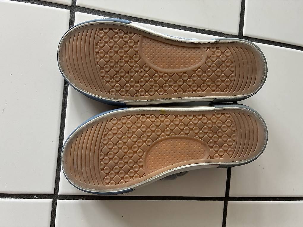 Scarpe per ragazzi: Kinder Freizeit/Sommer Schuhe  – Usato da Zürich venduto da uts_789v 1