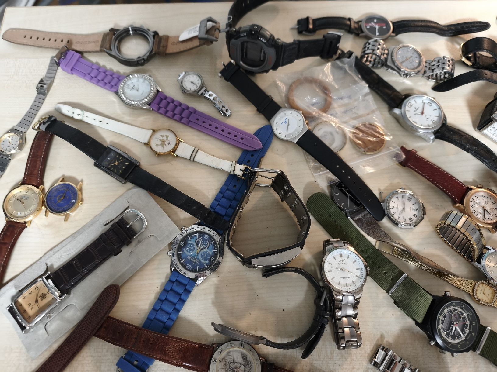 Orologi: Armbanduhr lot – Usato da Kreuzlingen venduto da dad_9x7b