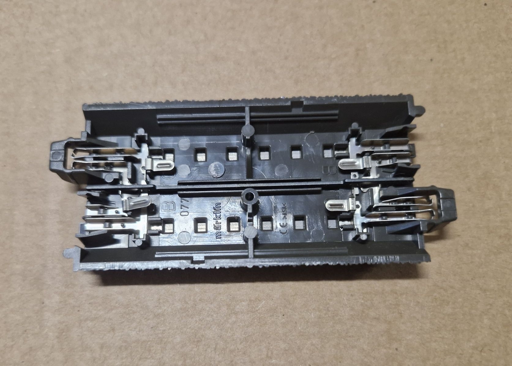 Märklin Modellini di ferrovie: Märklin C-Gleis gerade 24077 – Usato da Bassersdorf venduto da brunneremil 1