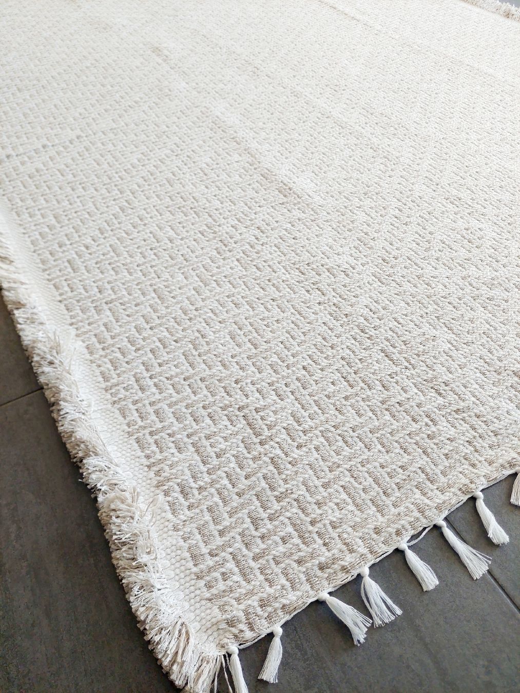 Teppiche: Teppich – Neu und originalverpackt aus Hüntwangen von Elyha 1