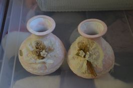 2 STUCK VASE