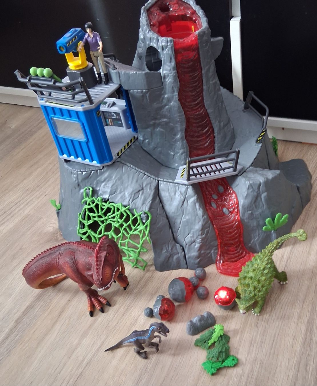 Schleich Giocattoli: Schleich Dino Vulkan – Usato da Klingnau venduto da tschipsi86