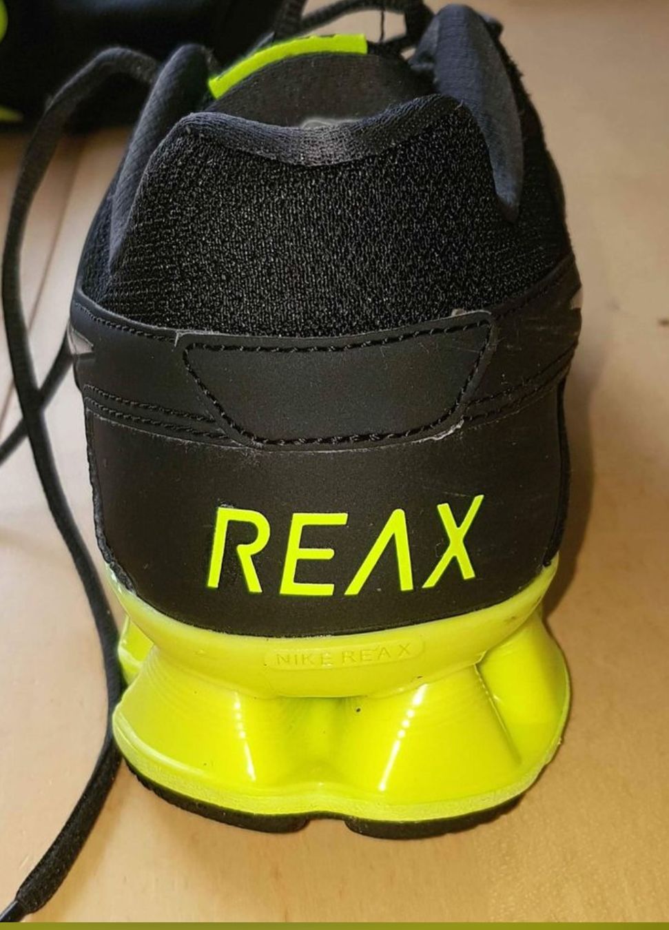 Nike Scarpe da uomo: NIKE REAX RUN 8 – Usato da Courgenay venduto da chantalcm 2