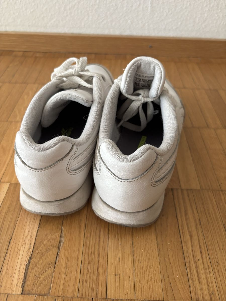 Reebok Scarpe da uomo: Reebok Leder Sneaker Unisex weiss Gr. 39 – Usato da Zürich venduto da enjoyxvintage 3