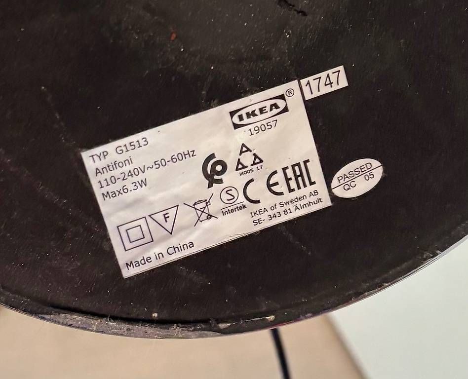 Ikea Lampade: Stehlampe Ikea Antifoni silber-glänzend – Usato da Zürich venduto da rem_8v6m 2