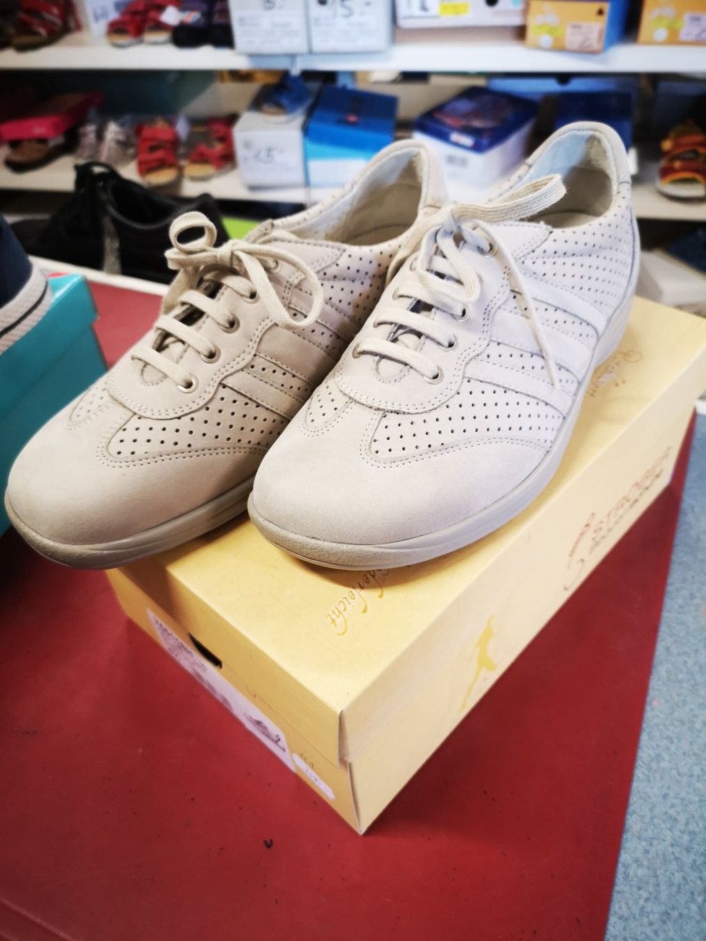 Scarpe da donna: Damenschuh – Nuovo e nell'imballaggio originale da Möhlin venduto da Highwaytom