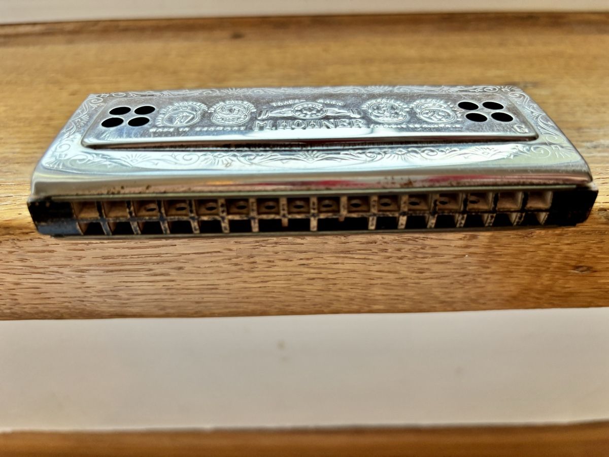 Hohner Strumenti musicali: Doppelseitige Mundharmonika von M. Hohner – Usato da Bern venduto da cocacola123 3