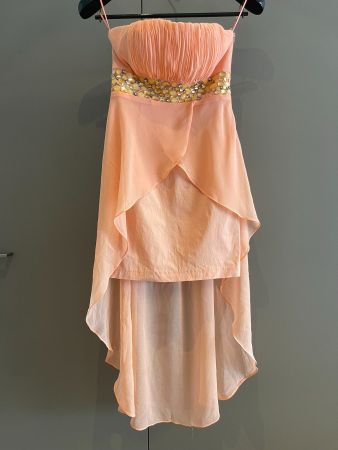 Pfirsichfarbenes Eva & Lola Kleid (S) – mit Trägeroption