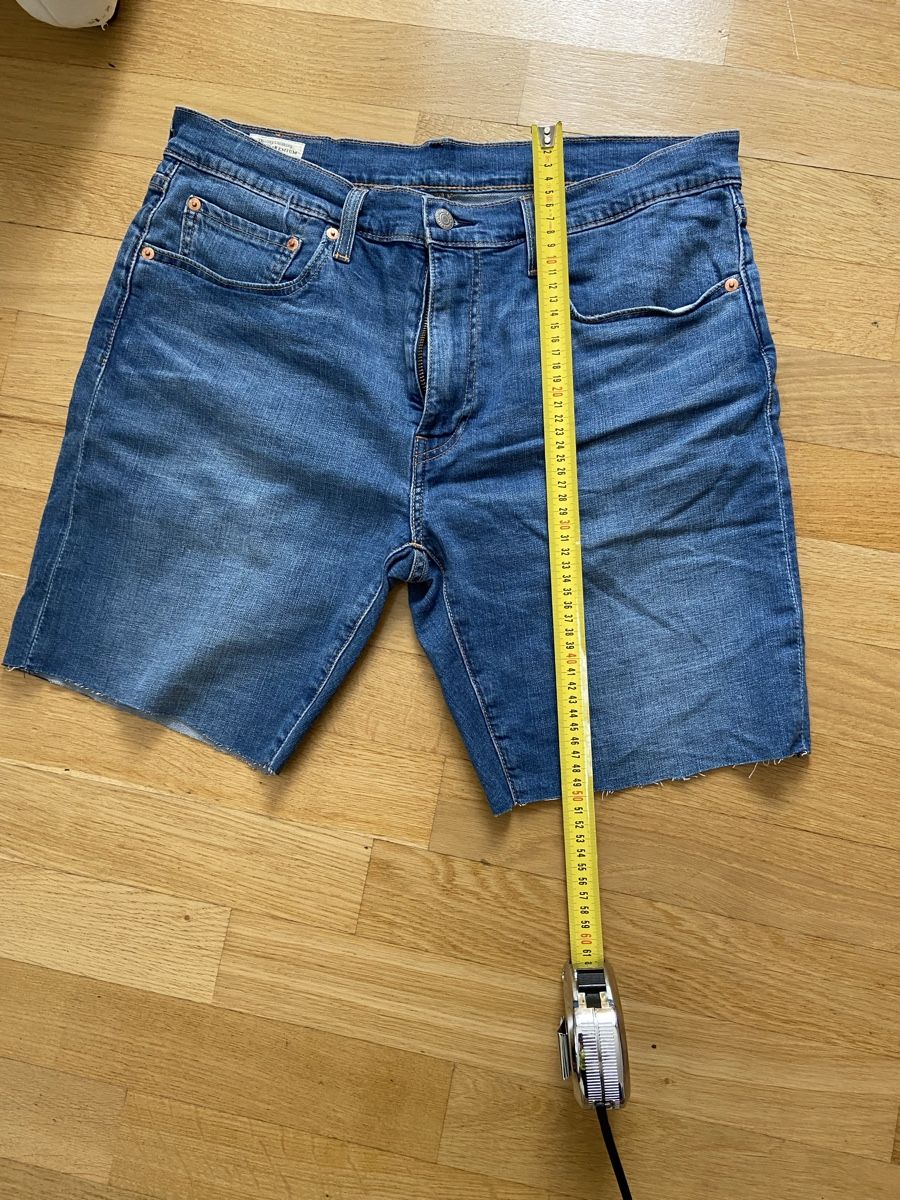 Levi's Jeans: LEVI STRAUSS GRÖSSE 33 – Usato da Zürich venduto da schneeflocke303 4