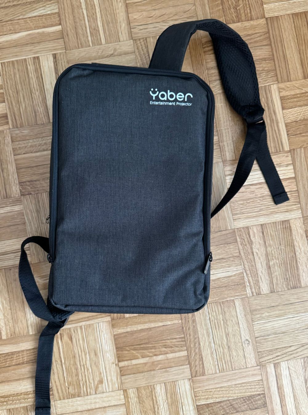 Borse: Second-hand black Yaber projector bag in good condition – Usato da Zürich venduto da Matteo_7