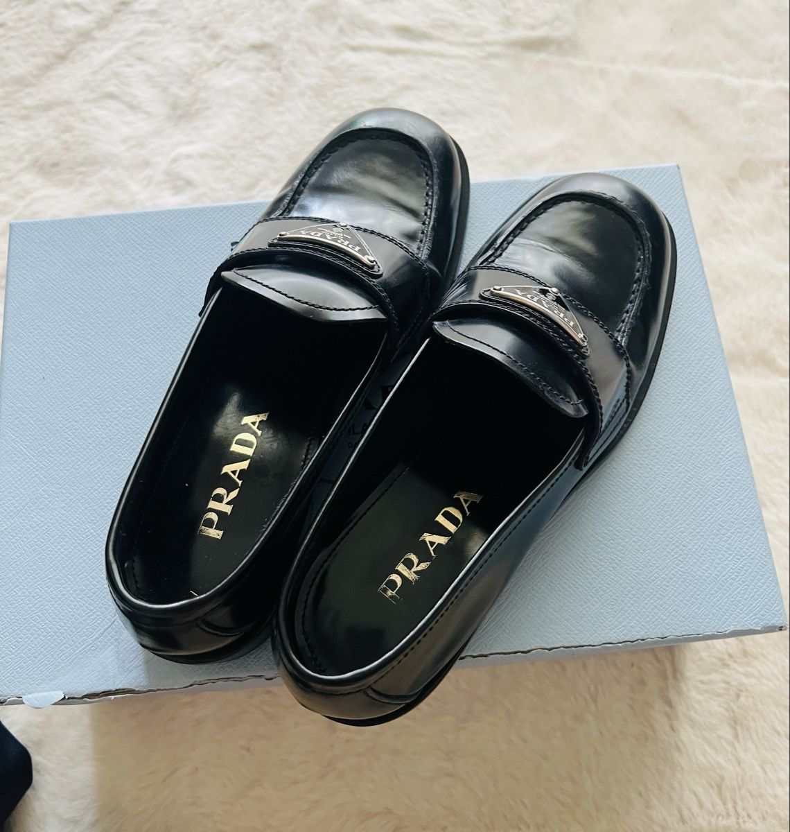 Prada Herrenschuhe: Loafers Prada taille 36 – Gebraucht aus Lausanne von Christinaki 2