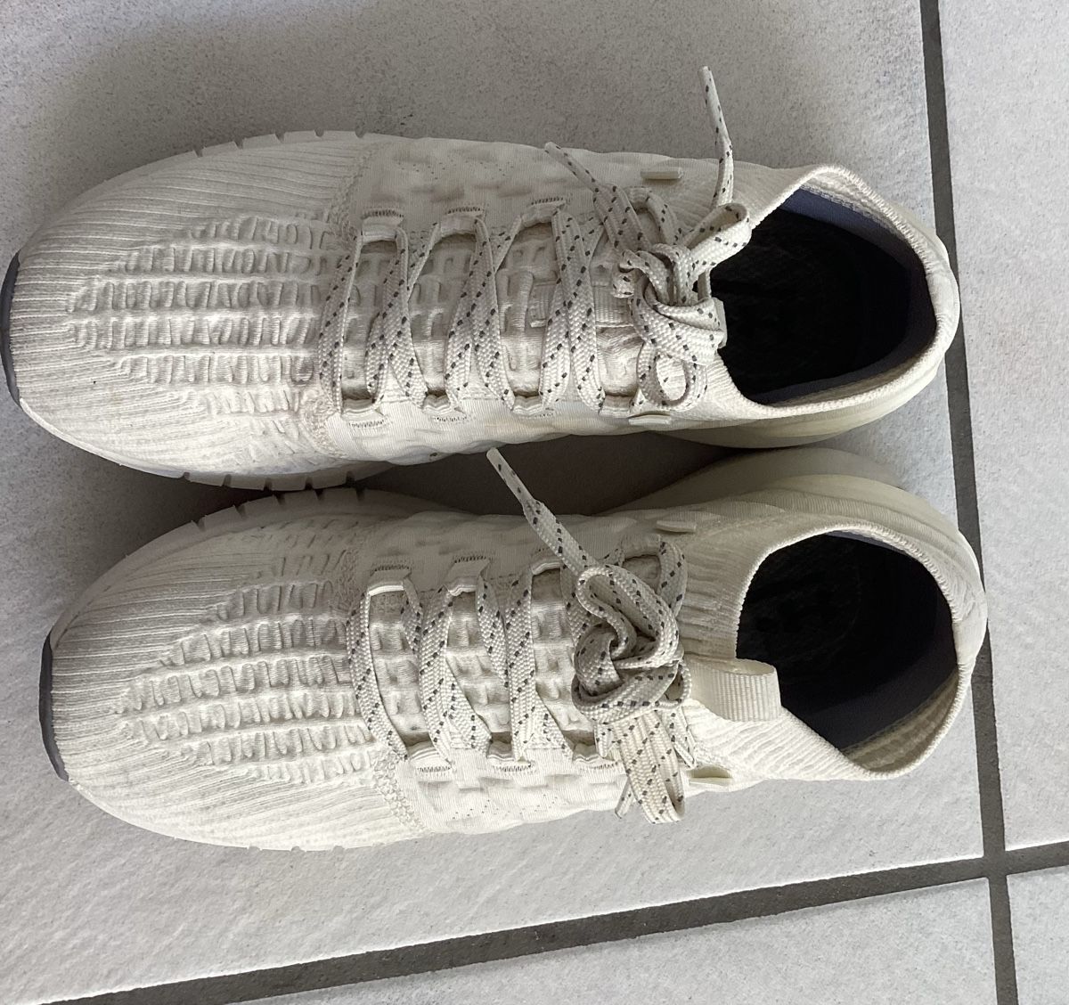 Under Armour Damenschuhe: Under Armour Damen Turnschuhe Grösse 41 – Gebraucht aus Buchberg von LA4EEE 1