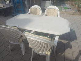 Gartentisch mit 4 Stühlen weiss gebraucht 165x95xH71cm