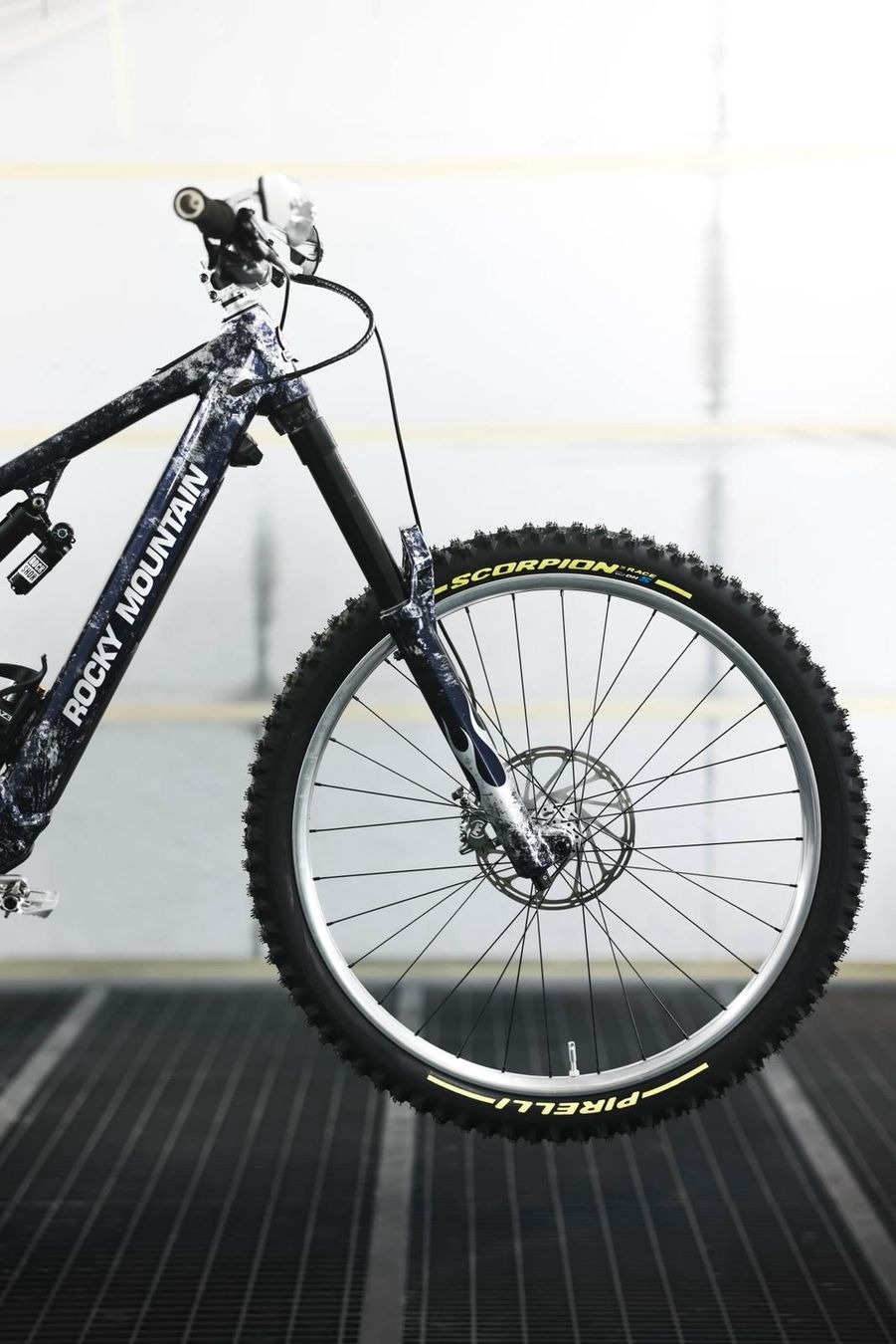 Rocky Mountain Bicycles Vélos: Rocky Mountain Altitude Ebike – D'occasion à Schlatt par dyl_6qvw 3