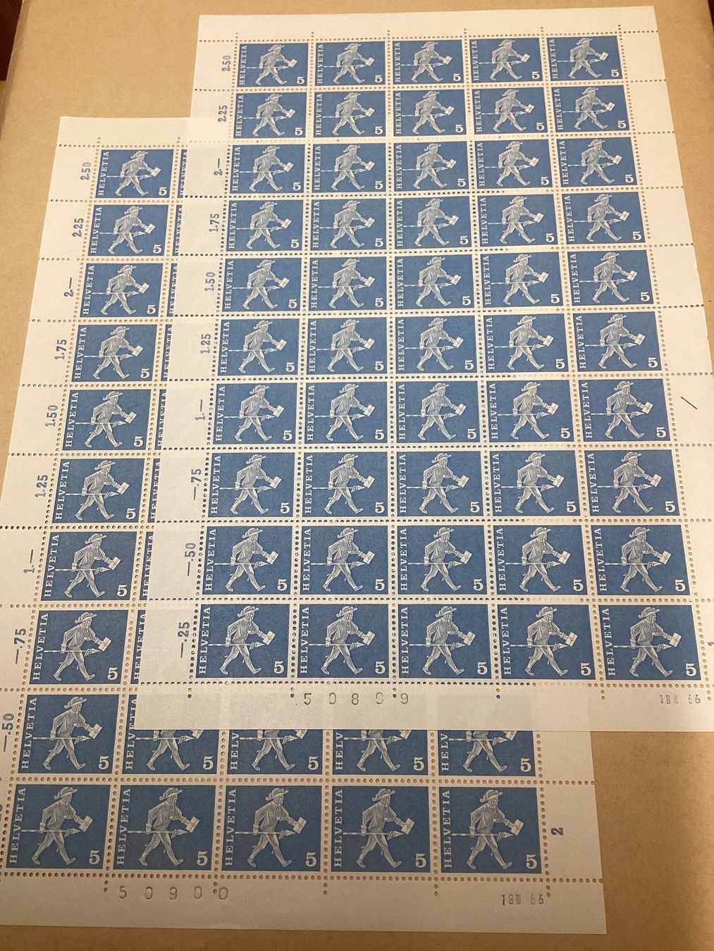 Tutti i francobolli: 100x -.05 Briefmarken postfrisch Postgeschichtliche Motive – Nuovo (secondo la descrizione) da Seftigen venduto da Muggelwomb