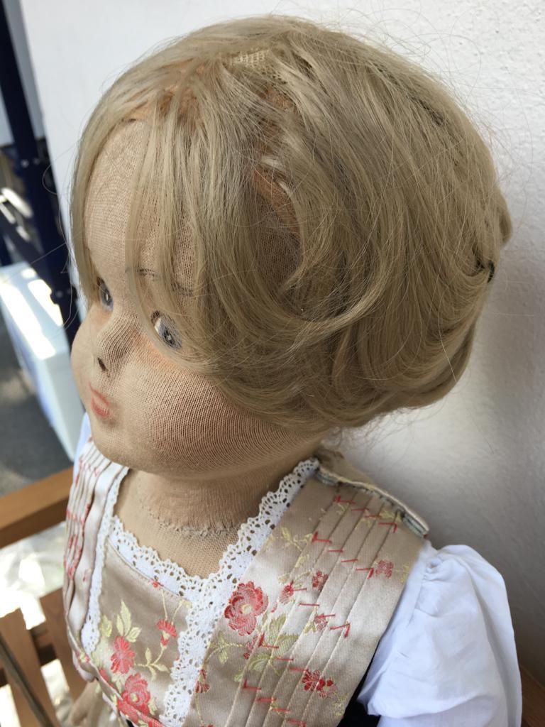 Bambole: Puppe mit Appenzellertracht – Usato da Reiden venduto da janu_lp 1