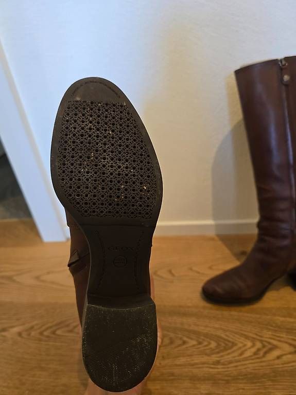 Scarpe da donna: Schöne Weitschaftstiefel von Geox – Usato da Kriens venduto da 26bp 3