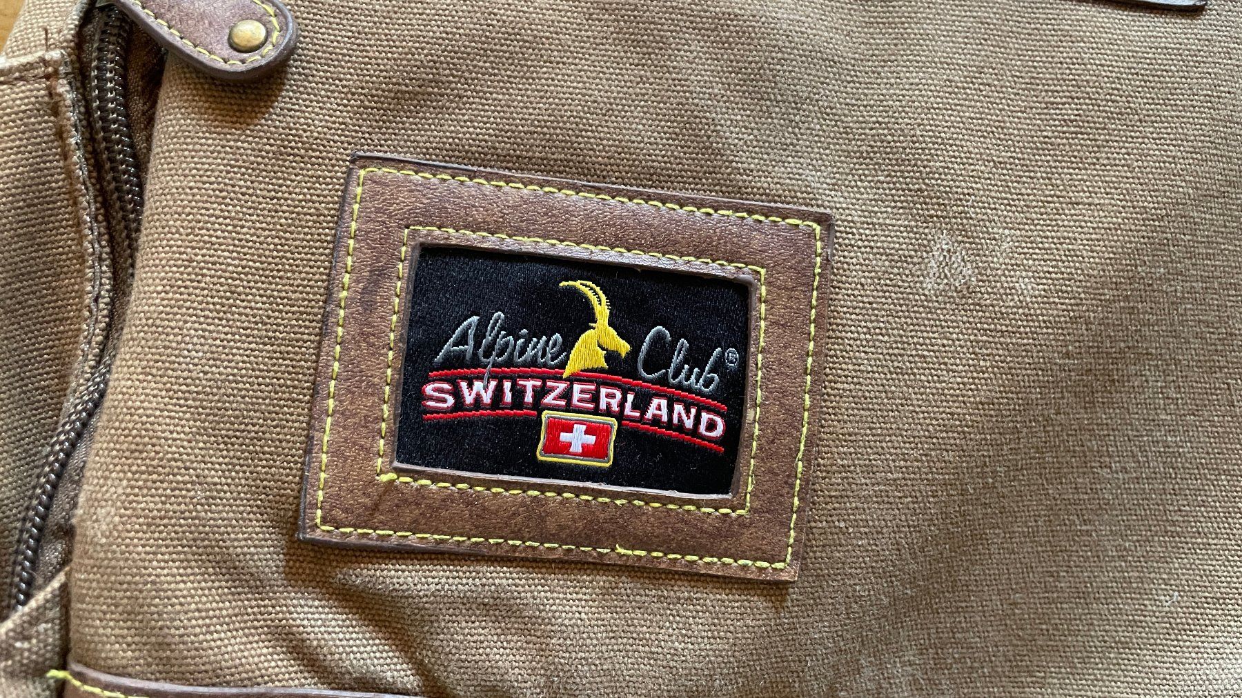 Rucksäcke: RUCKSACK Alpine Club SWITZERLAND – Gebraucht aus Glattfelden von cybermaxx 2