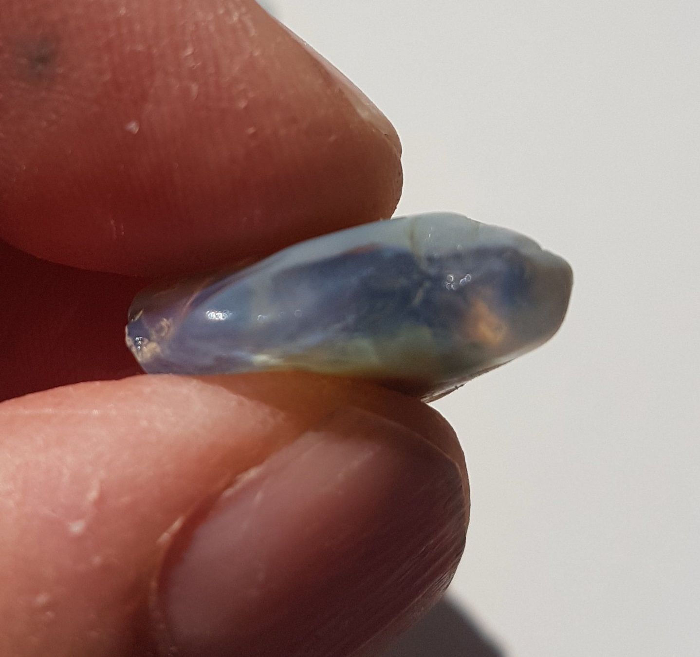 Pierres précieuses: Opal 10.5ct Australia – Neuf avec emballage d'origine à zuerich par Jewlsdesign