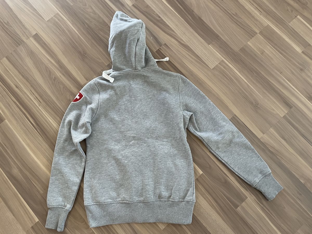 Pullover & Sweatshirts: Kapuzenpullover Gr S (Titlis Engelberg) – Gebraucht aus Elsau von Lusmus13 1