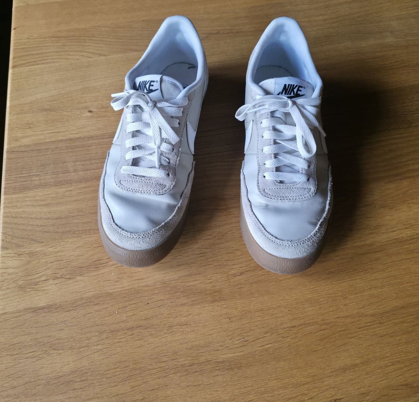 Nike Herrenschuhe: Nike Sneaker Grösse 42.5 Leder Beige – Gebraucht aus Matten b. Interl von lger 1