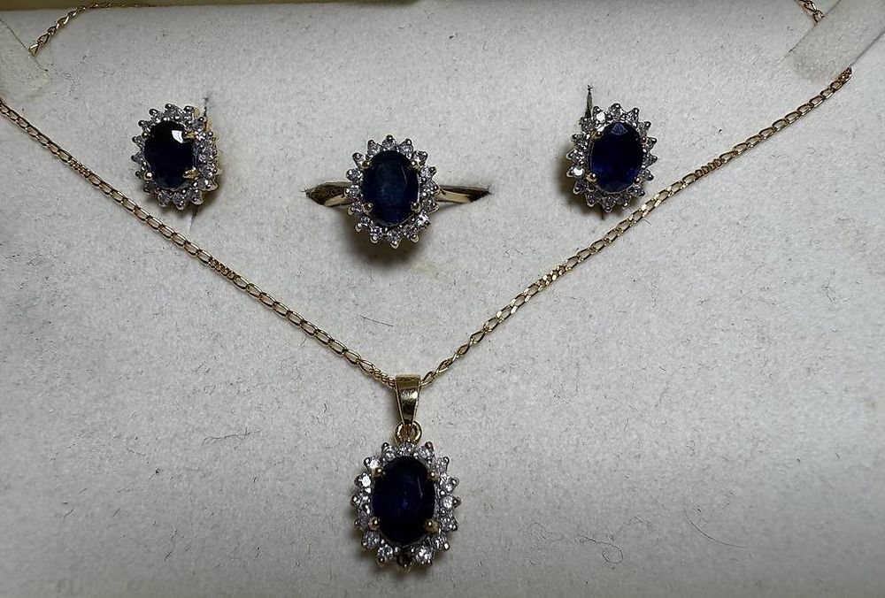 8 Saphirs Naturels Verts-bleus D’Australie – 5,6 à 6,2 Mm – 1,73 Ct – Traitement H