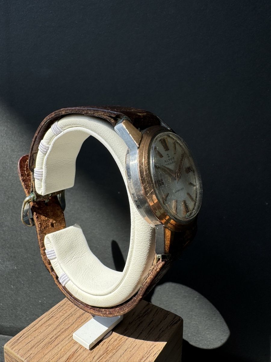 Uhren: Alpha Swiss Made Watch von 1980 – Defekt aus Zollikofen von  5