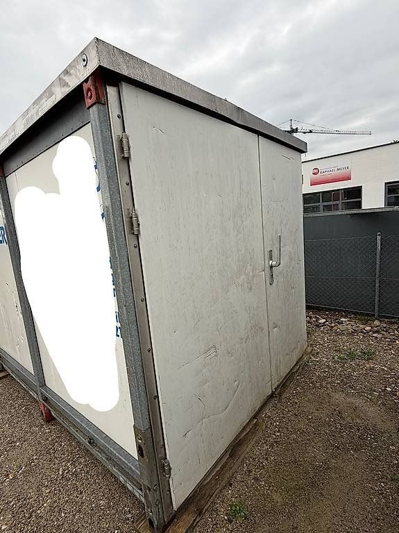 Contenitori edile: Isolierter Container mit Fenster & Lavabo – Usato da Kottwil venduto da Marco.CH_ 1