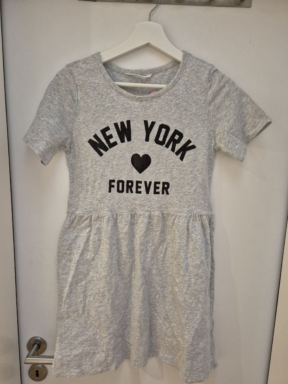 H&M Vestiti & Gonne: Sommerliches H&M Kleid, Grau, Gr. 170 – Usato da Zürich venduto da buraq