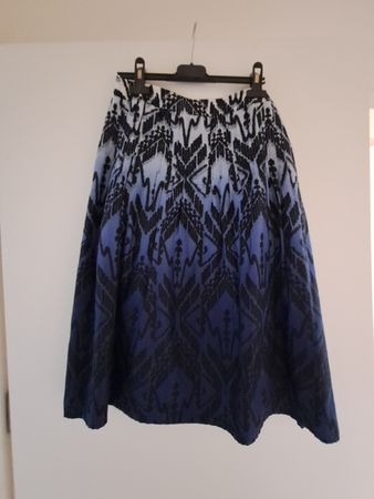 Jupe longue imprimé bleu et noir taille 36/38
