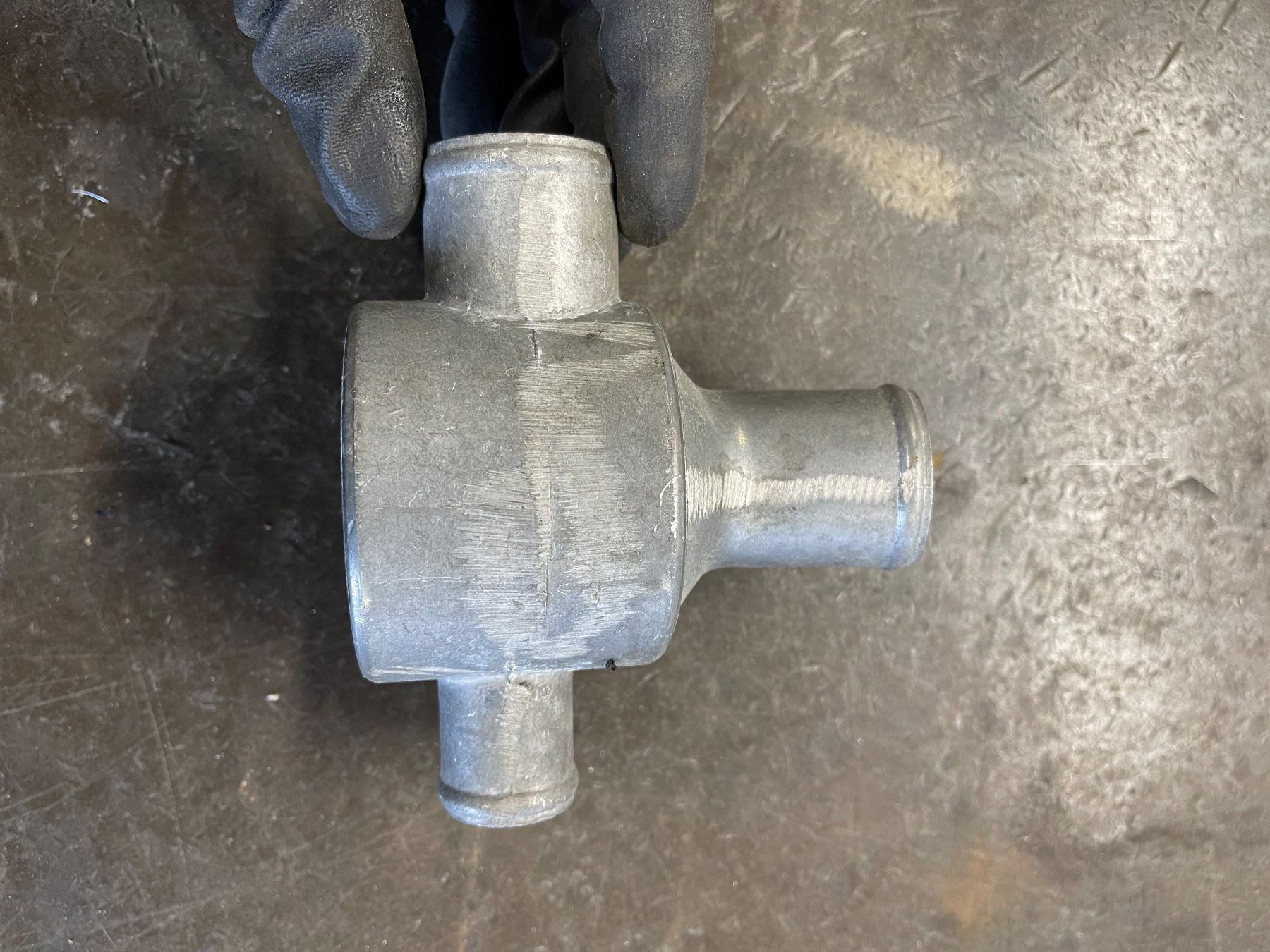 Lancia Tutti pezzi di ricambio auto: Lancia Beta Thermostat – Usato da Romanshorn venduto da BillyTG