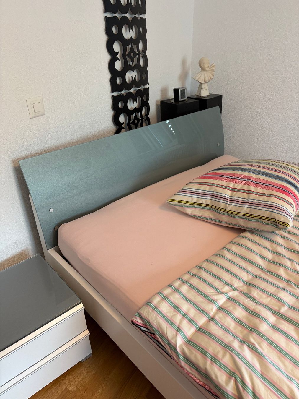 Letti: Bett mit Nachttisch – Usato da Rafz venduto da DaSchi 2