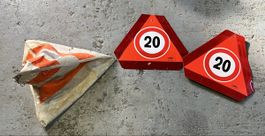 Warntafeln Landwirtschaft Verkehr Überhang 