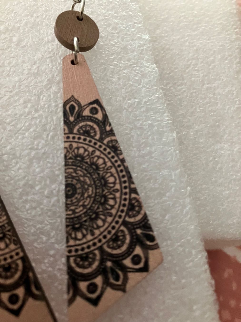 Orecchini pendenti & Orecchini a lobo: Wunderschöne bemalte Holzohrhänger, Boho Style, neu – Nuovo (secondo la descrizione) da Affoltern am Albis venduto da Dlotti 2