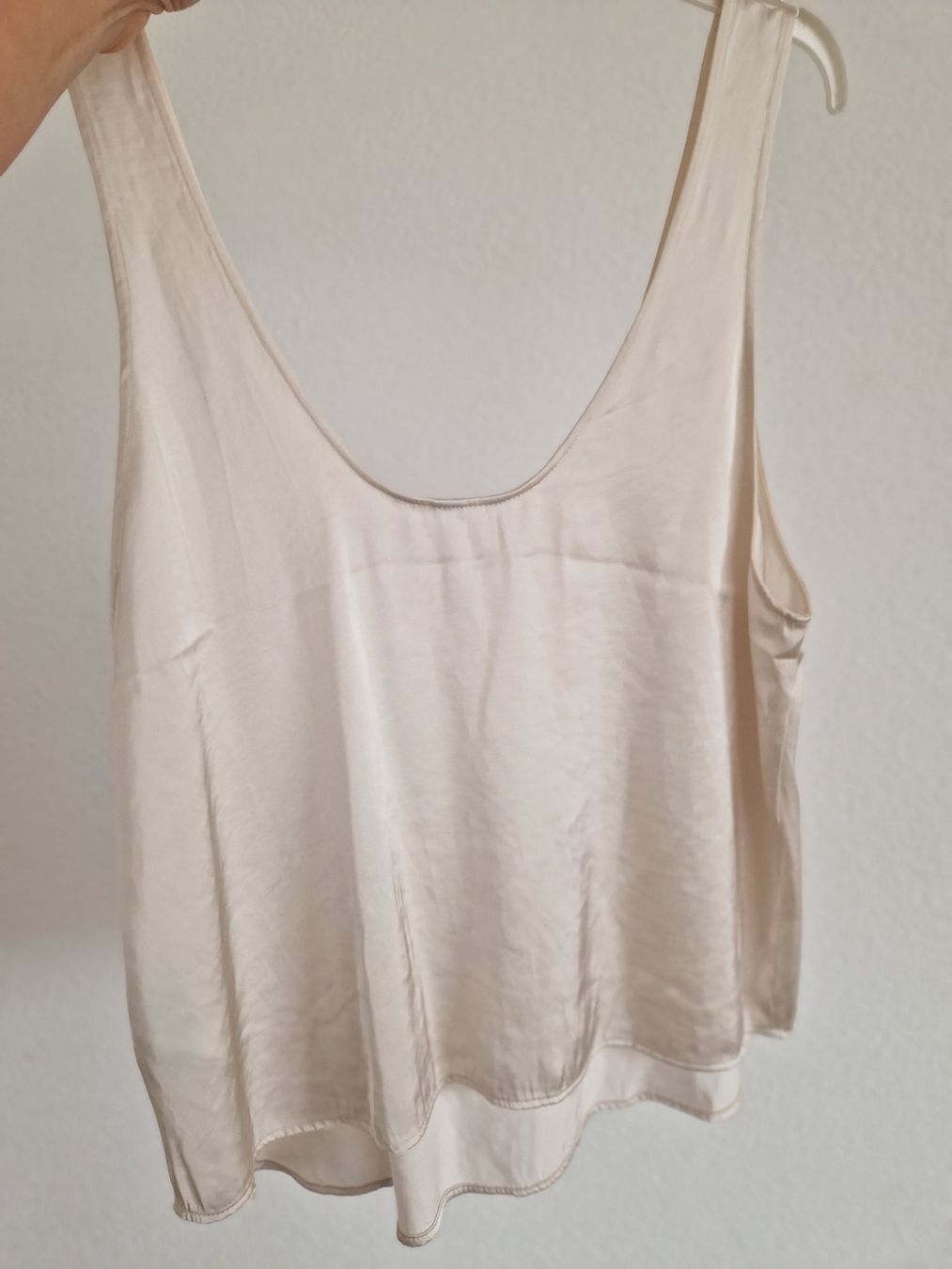 H&M Top: H&M Satin Top in Cremeweiss, Grösse M – Usato da Erlinsbach SO venduto da ULIKH 2