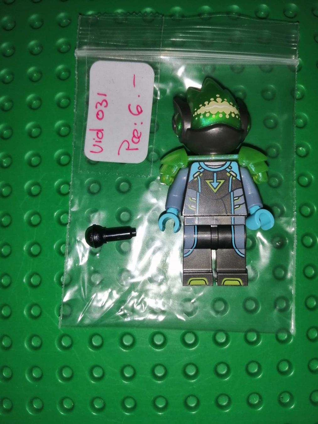 Lego Baukästen: Mini figurine Lego ( Alien Singer ) – Neu (gemäss Beschreibung) aus La tour de treme von