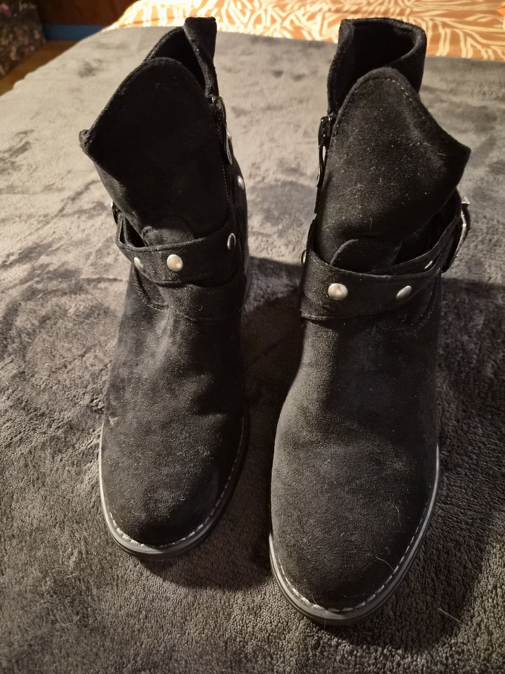 Scarpe da donna: Bottines DeeZee noires avec boucles, taille 38 – Usato da Villeneuve VD venduto da cla_nw6h 1