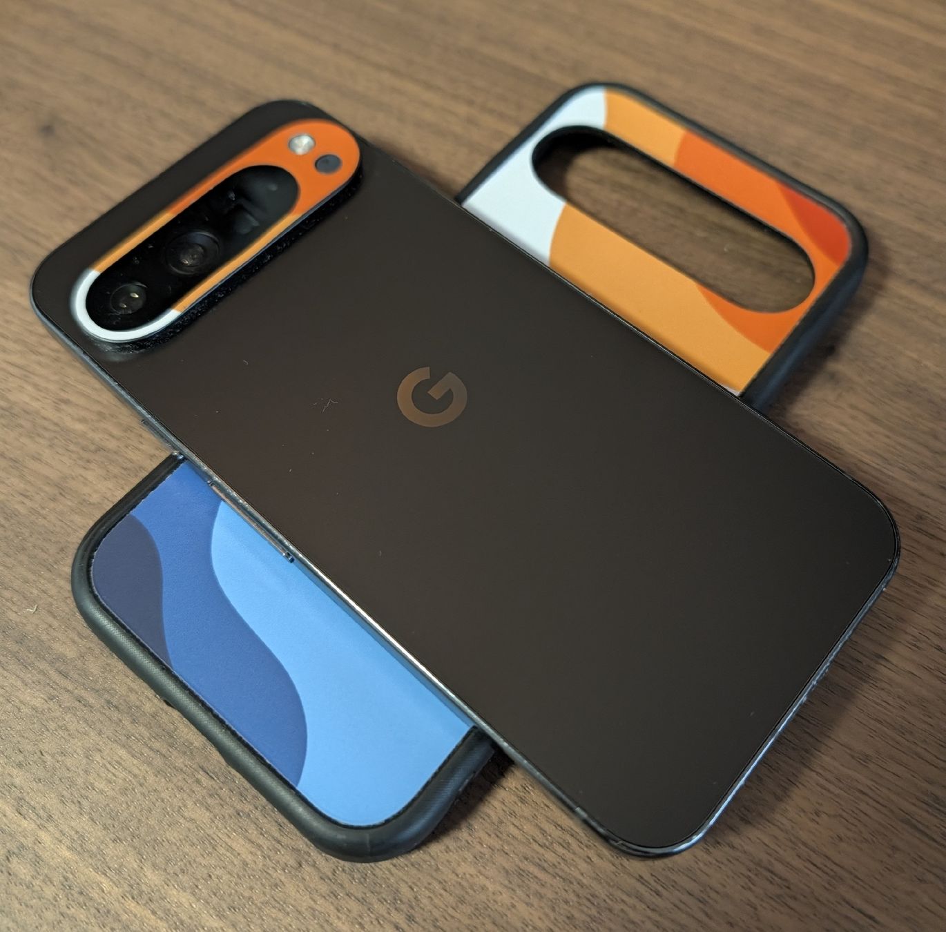 Google Telefoni cellulari / Smartphones: Google Pixel 9 Pro XL 512GB Obsidian with 2 Cases – Nuovo (secondo la descrizione) da Horgen venduto da Ch_5sv8 4