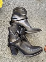 Bottines Sartore en cuir noir taille 37 état correct