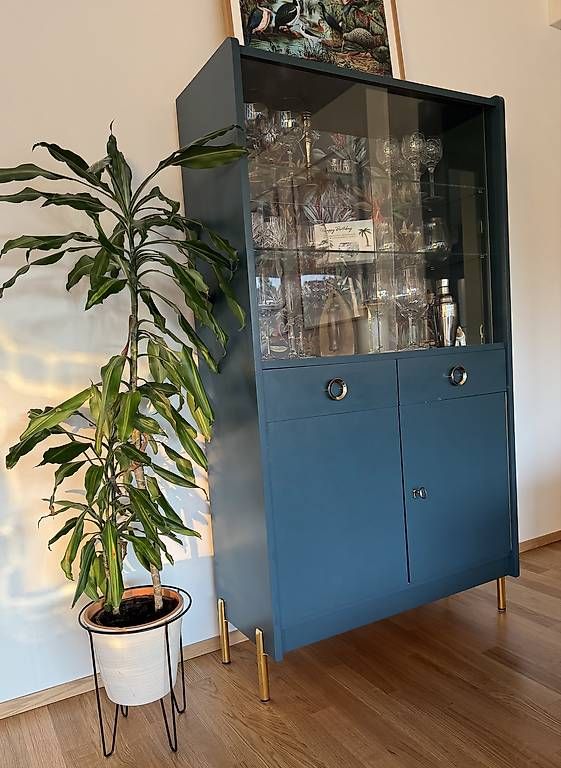 Armadi: Vitrine / Schrank / Barschrank – Usato da Luzern venduto da kro_9s5f 1